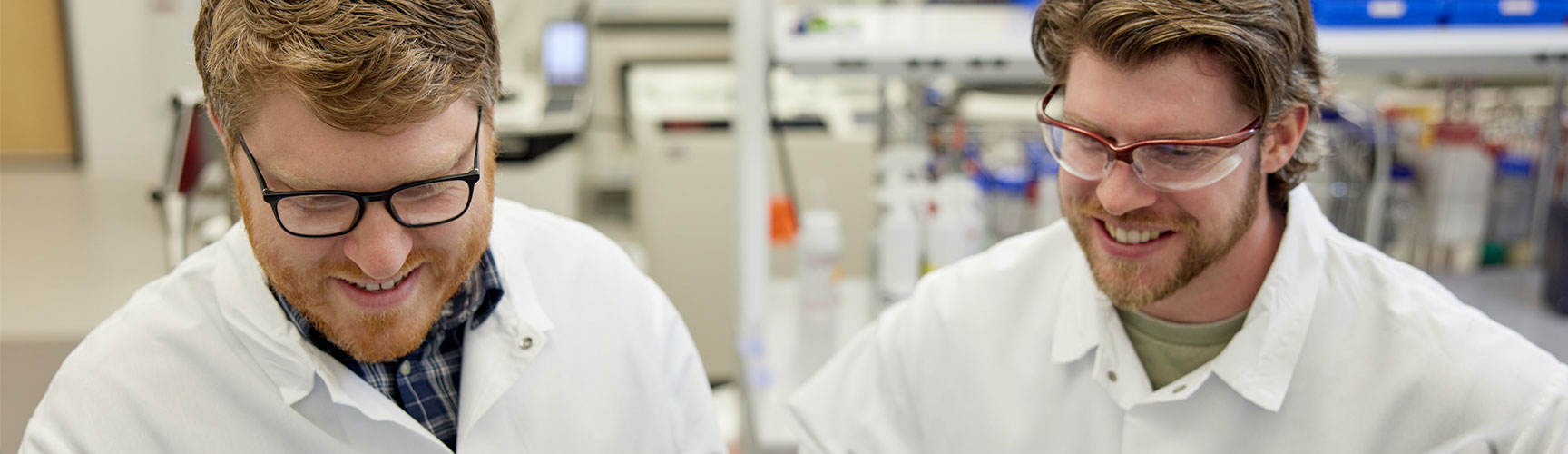Two scientists in a lab